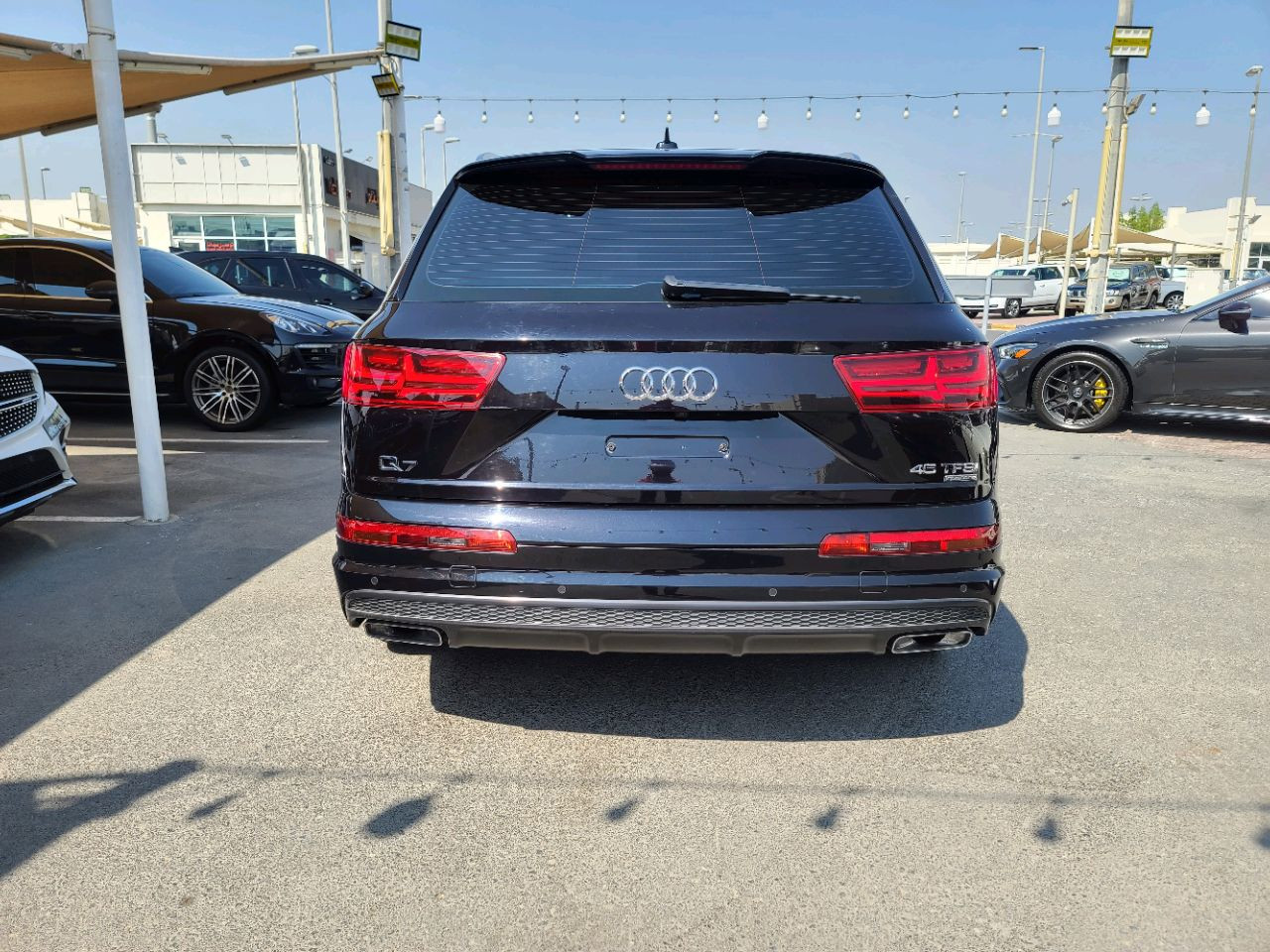 Audi Q7 - Image 3