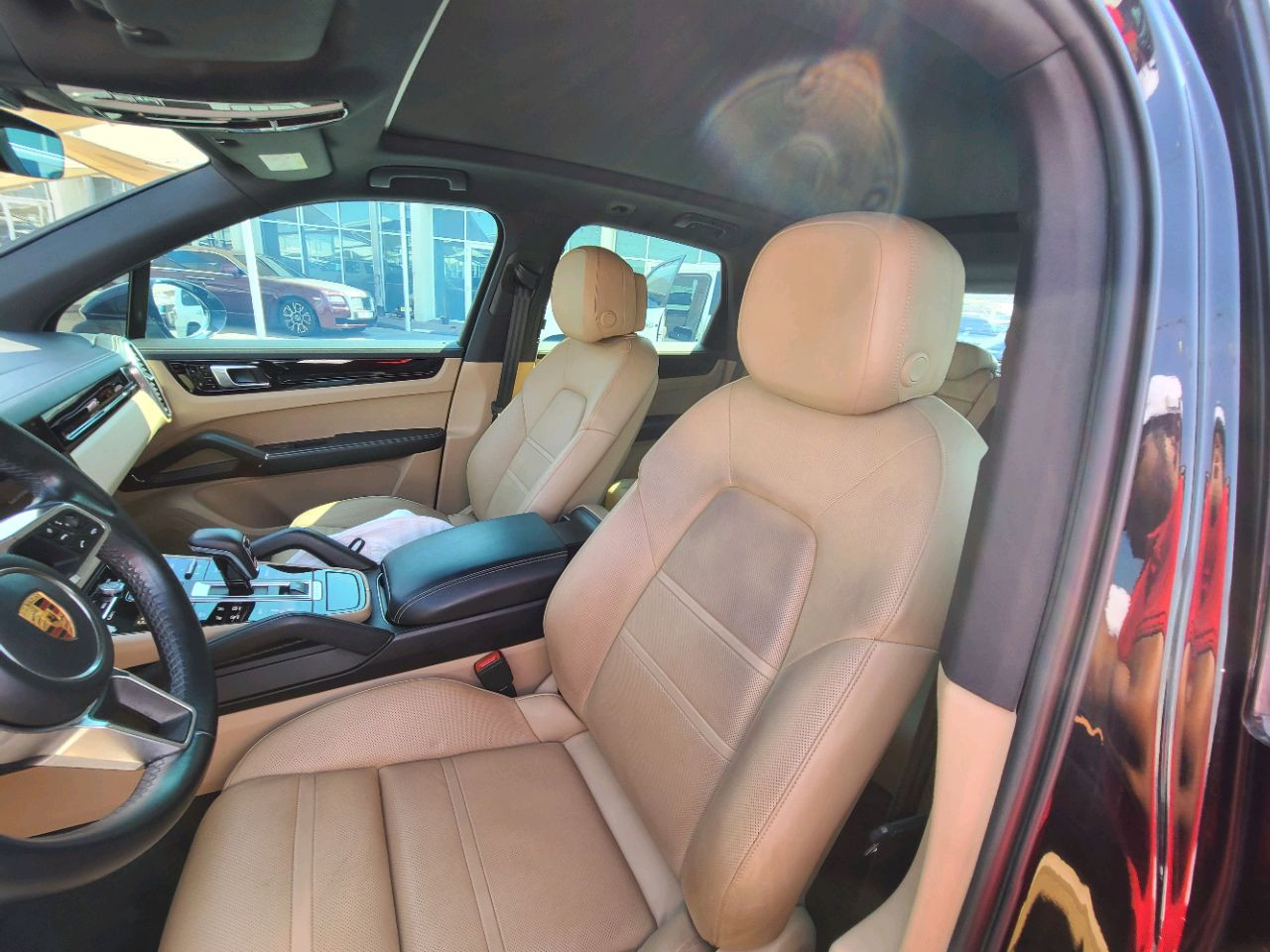Porsche Cayenne - Image 5