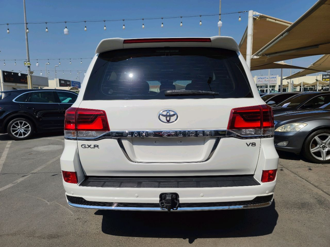 Toyota Land Cruiser - Image 11