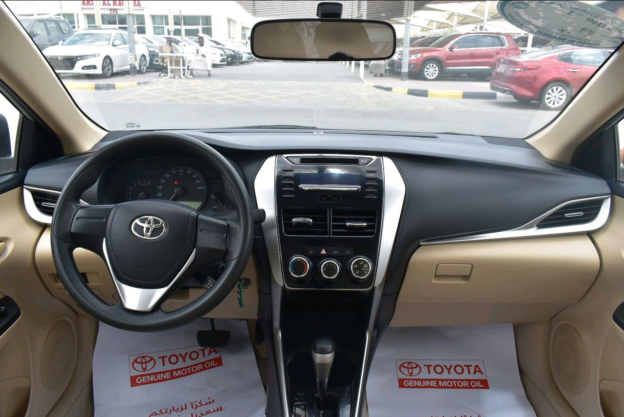 Toyota Yaris - Image 5
