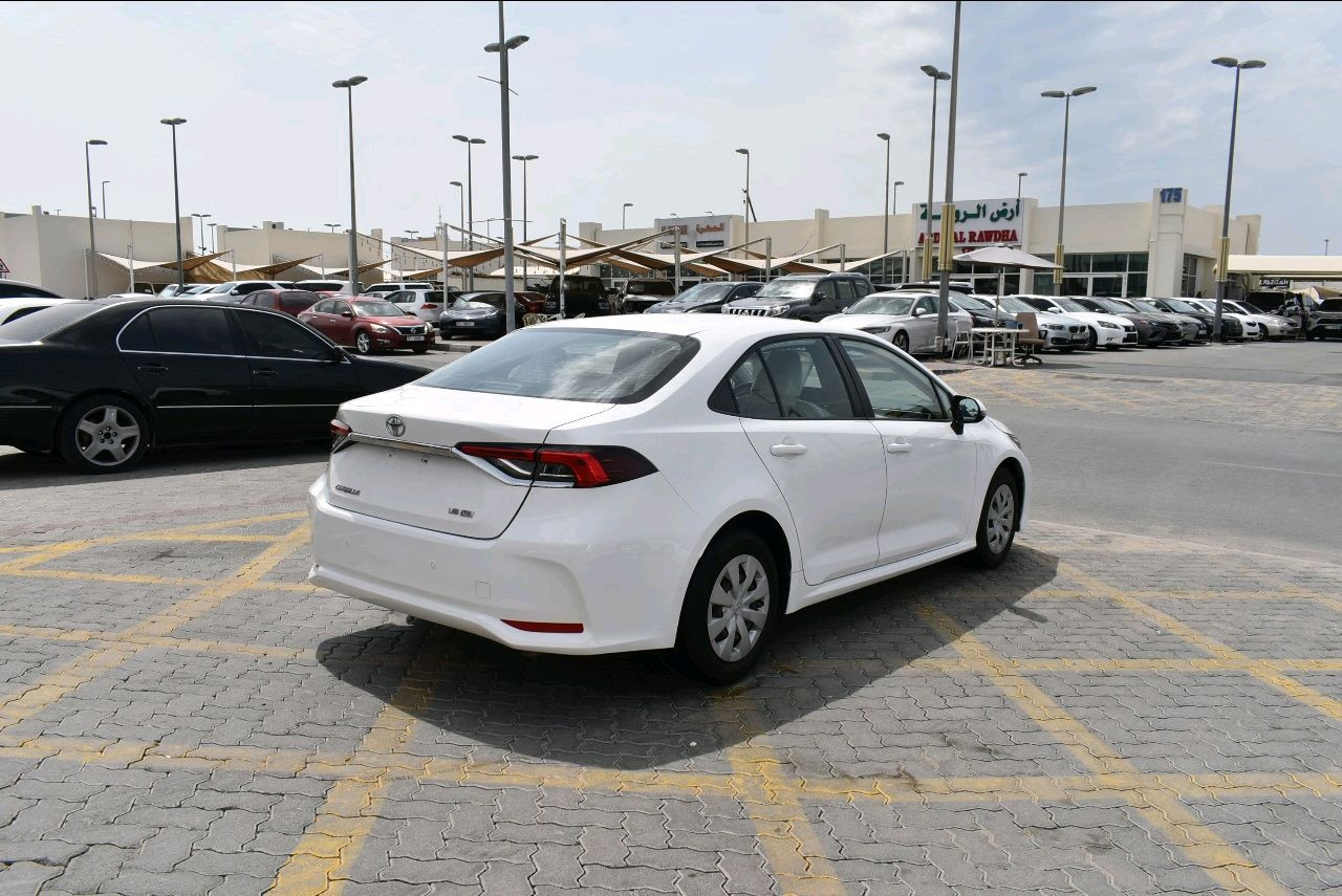 Toyota Corolla - Image 3