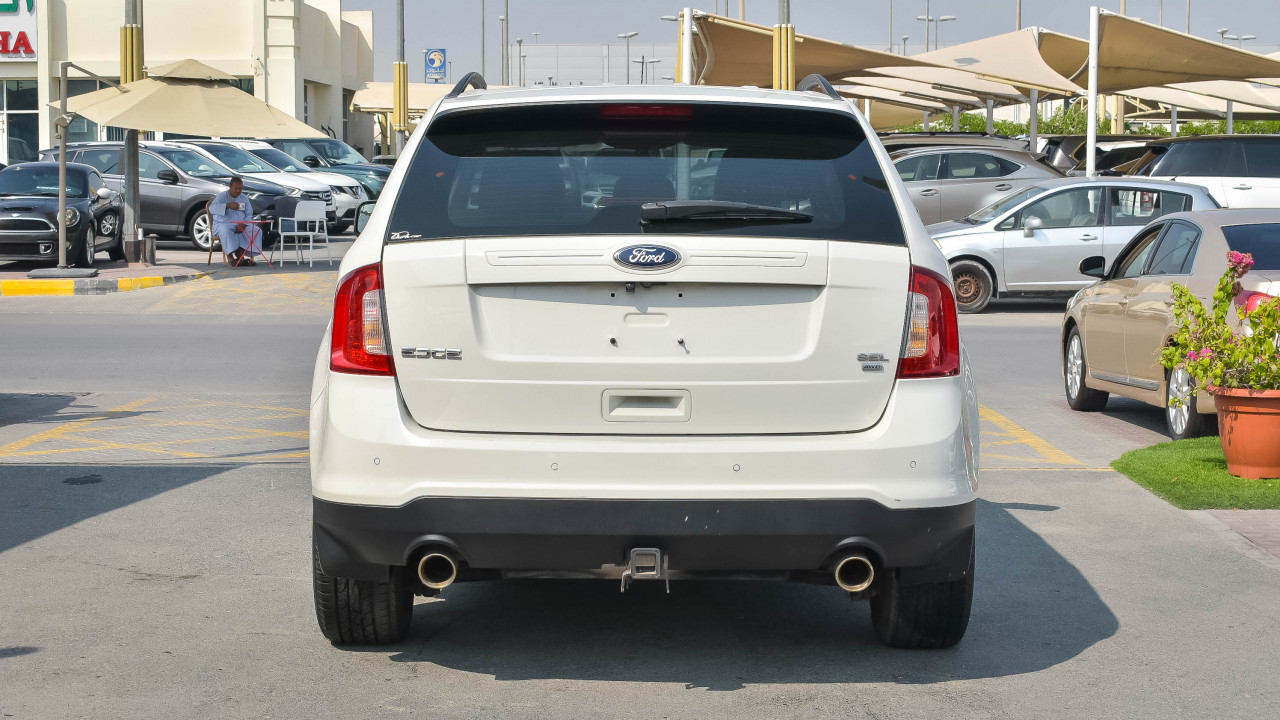 Ford Edge - Image 12