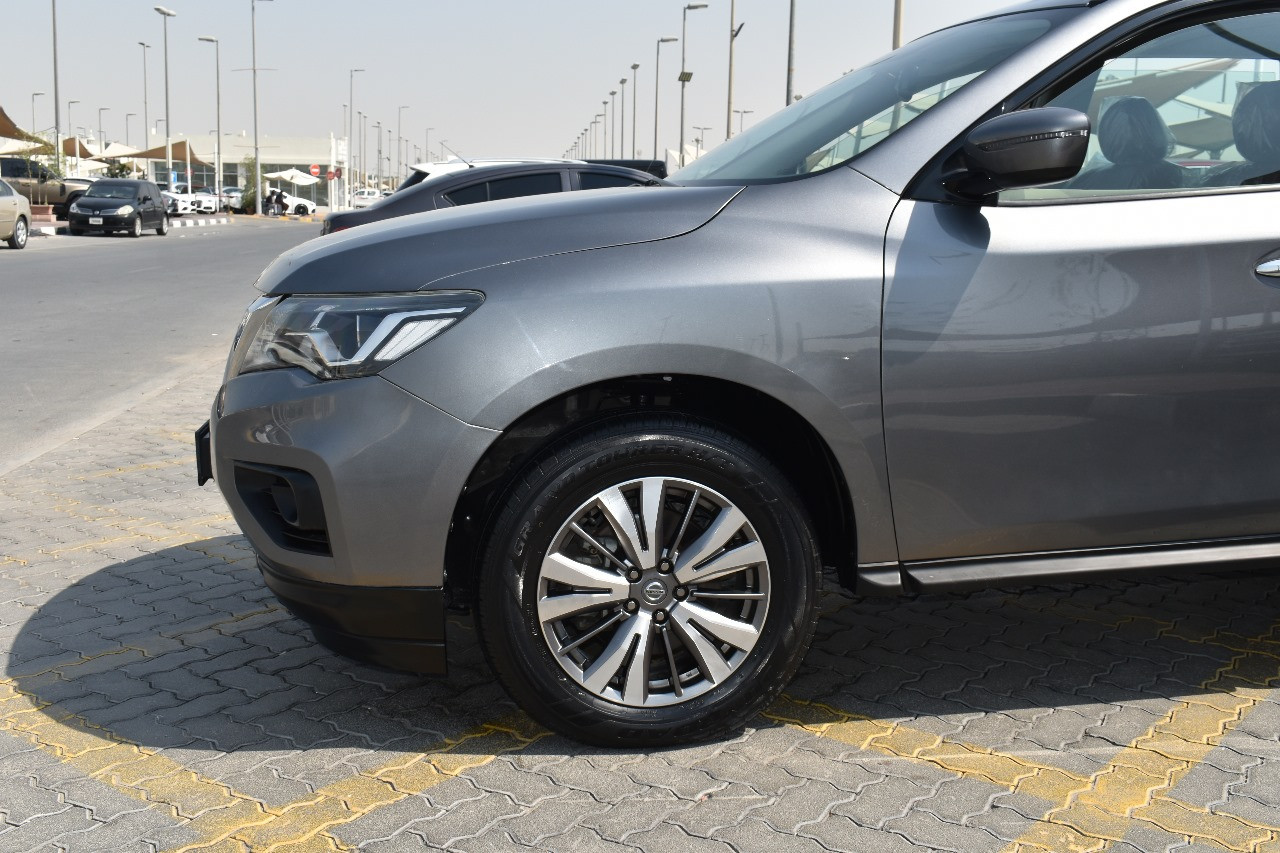 Nissan Pathfinder - Image 9