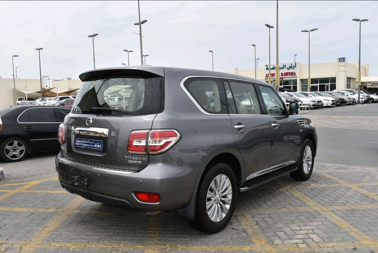Nissan Patrol - Image 5