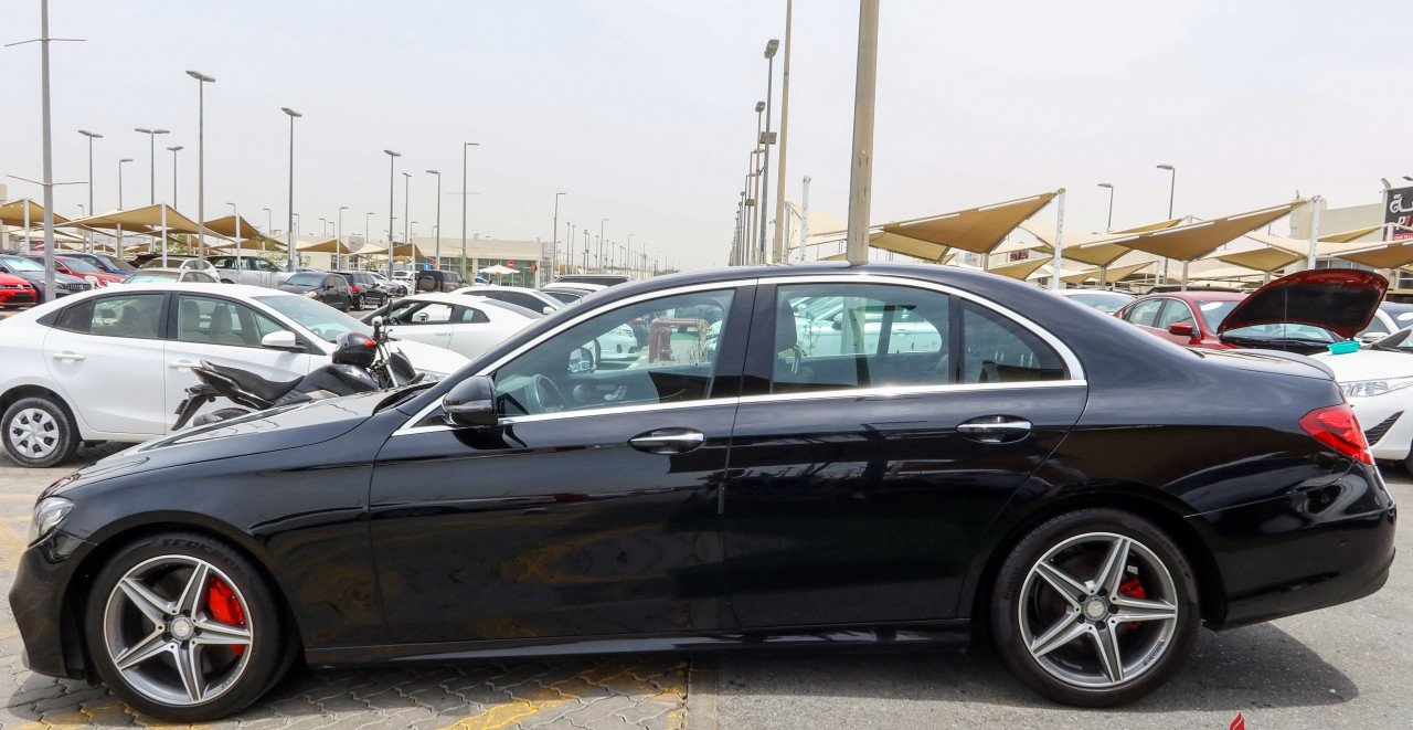 Mercedes Benz E-Class - Image 10