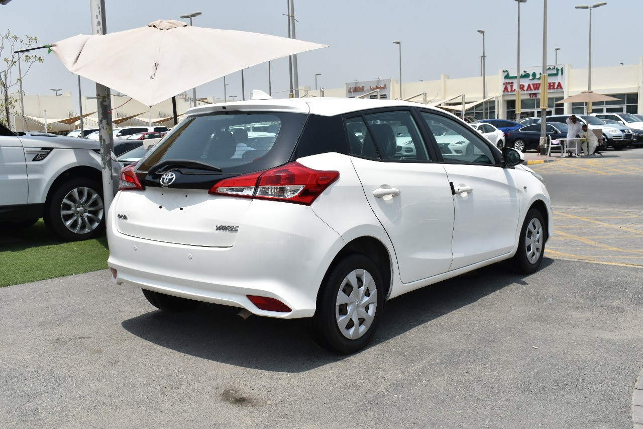 Toyota Yaris - Image 6