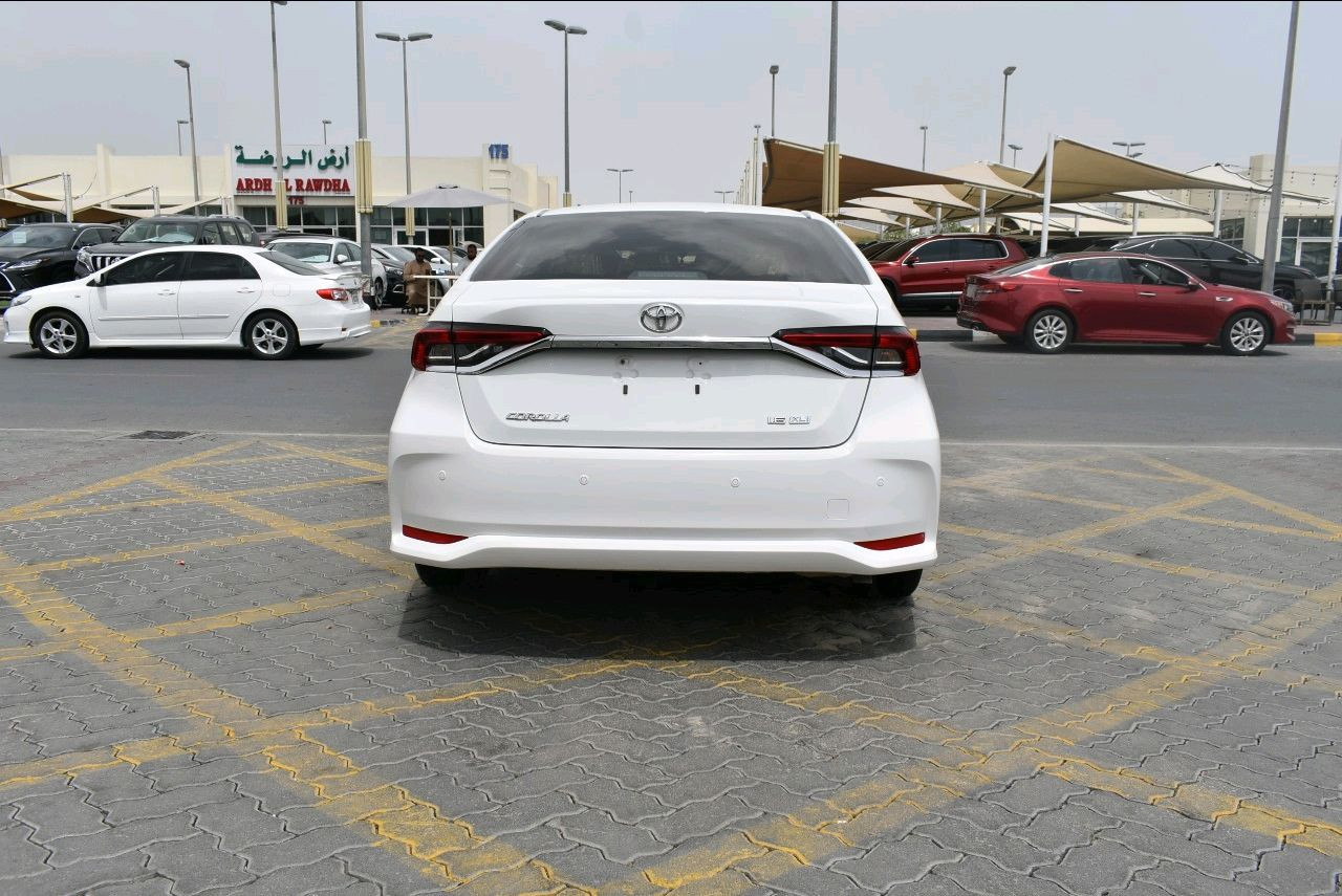 Toyota Corolla - Image 8