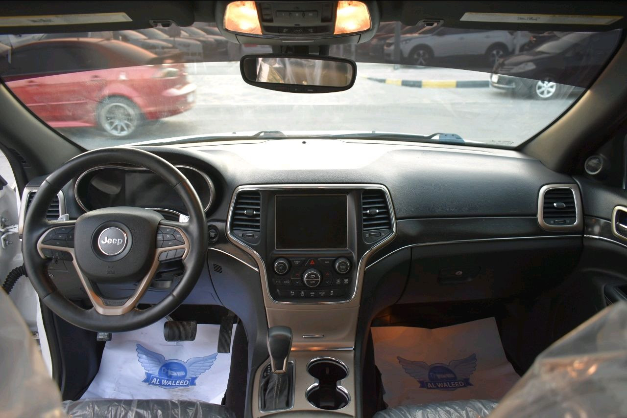 Jeep Grand Cherokee - Image 3