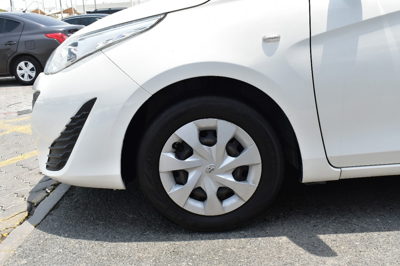 Toyota Yaris - Image 4