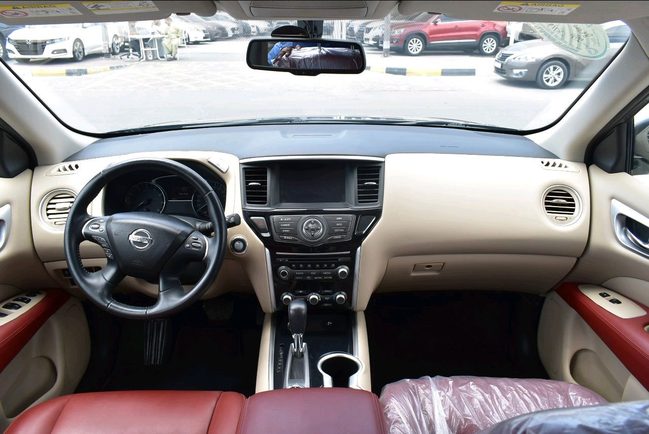Nissan Pathfinder - Image 5