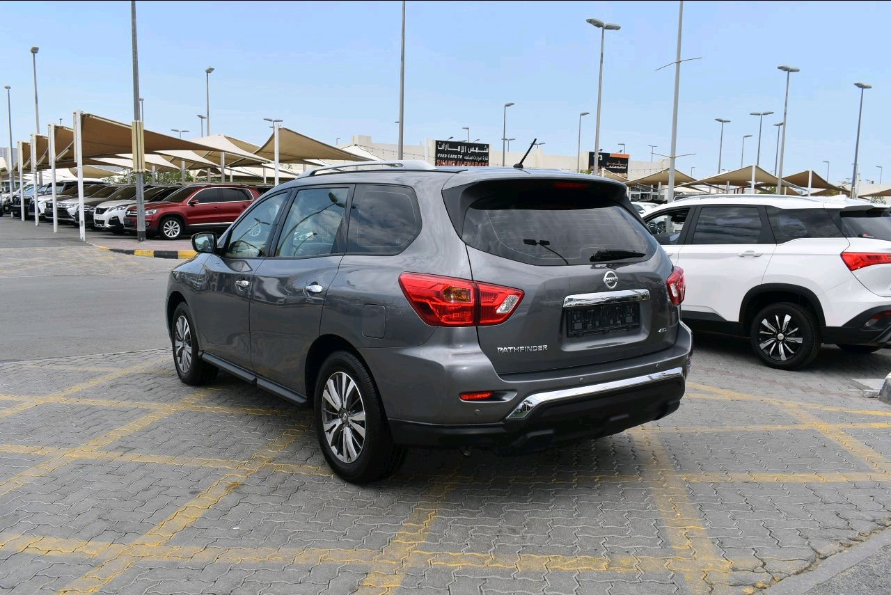 Nissan Pathfinder - Image 13
