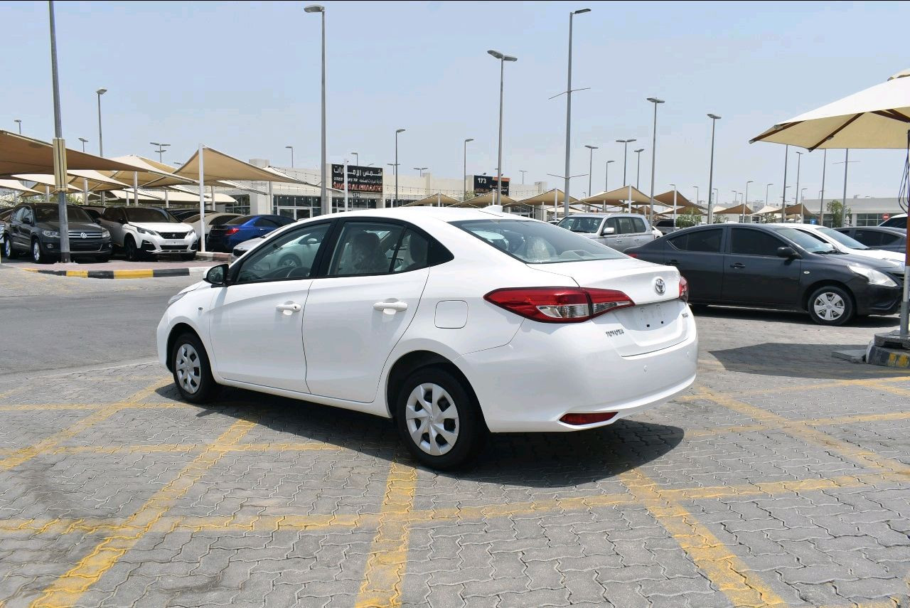 Toyota Yaris - Image 3