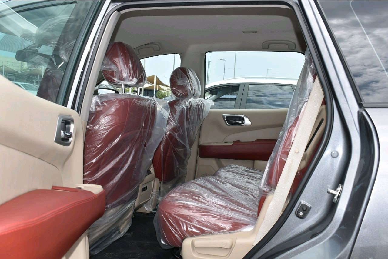 Nissan Pathfinder - Image 11