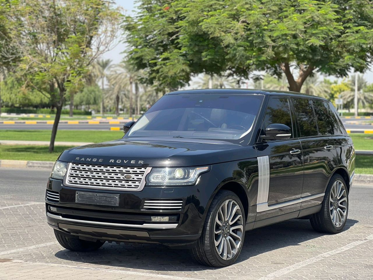 Range Rover Vogue - Image 4