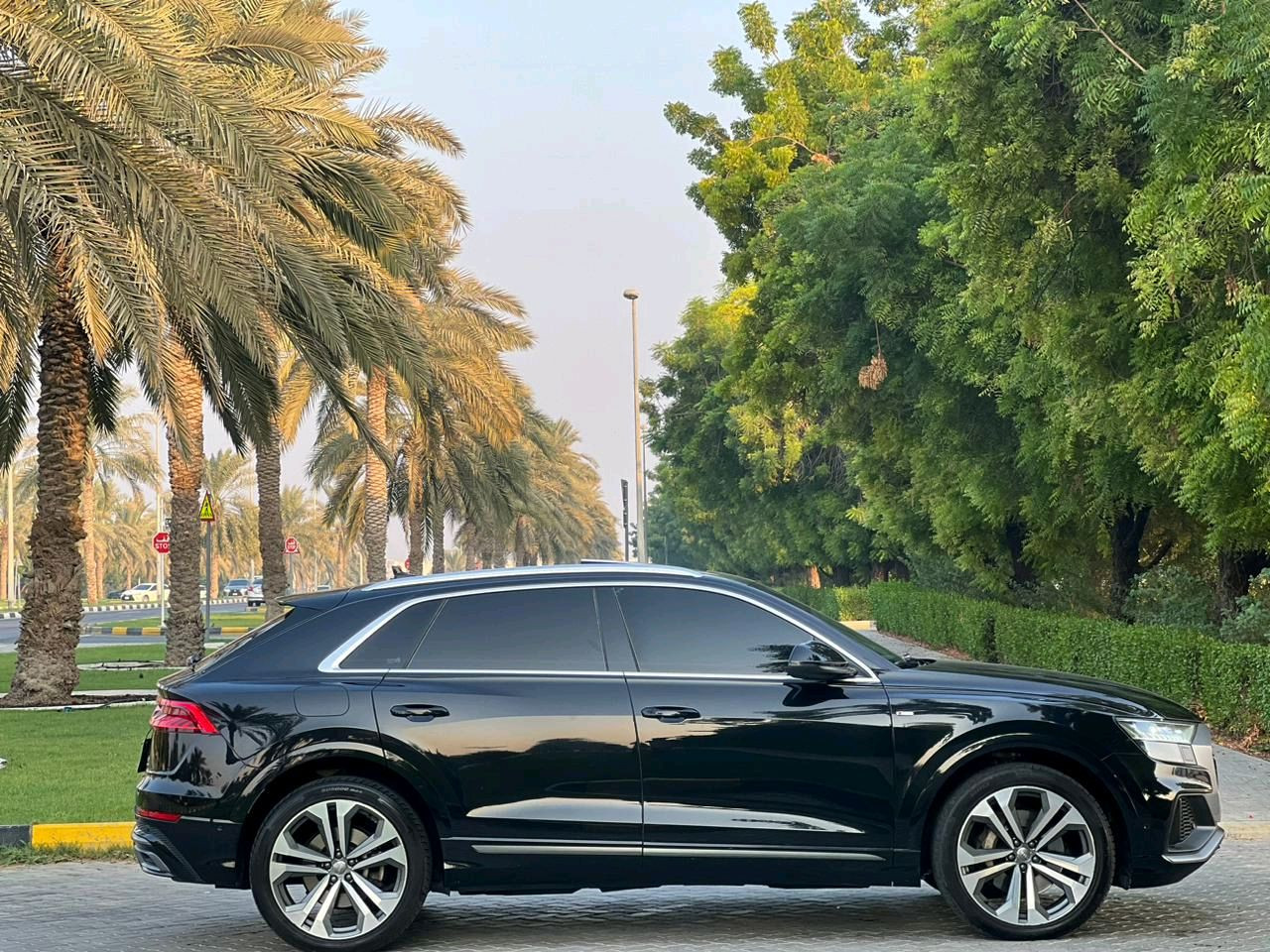 Audi Q8 - Image 5