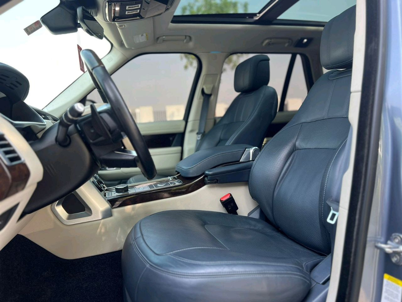 Range Rover Vogue - Image 10