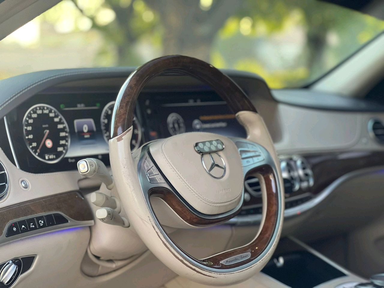 Mercedes Benz S-Class - Image 6