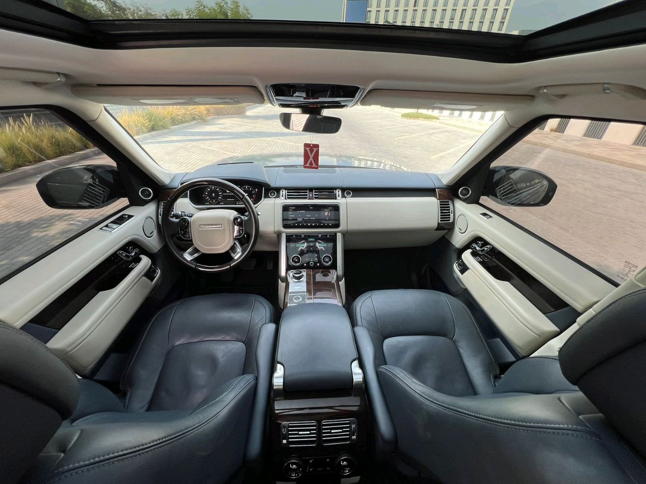 Range Rover Vogue - Image 5