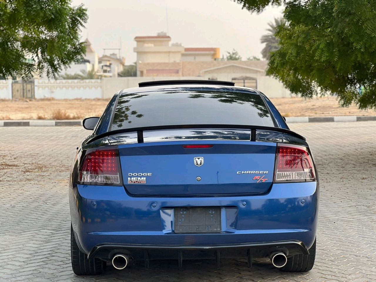 Dodge Charger - Image 5