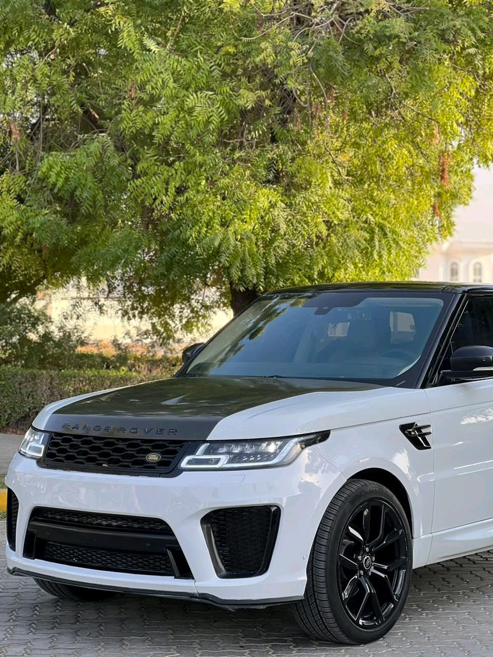 Range Rover Sport - Image 10