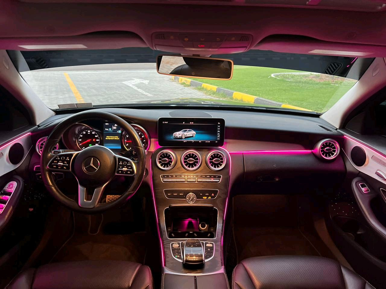Mercedes Benz C-Class - Image 6