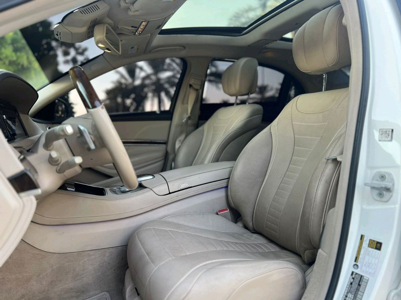 Mercedes Benz S-Class - Image 7