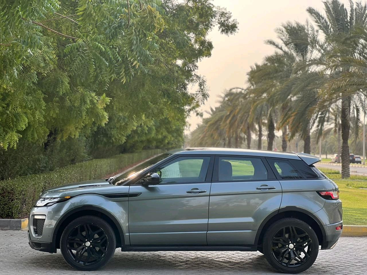 Range Rover Vogue - Image 3