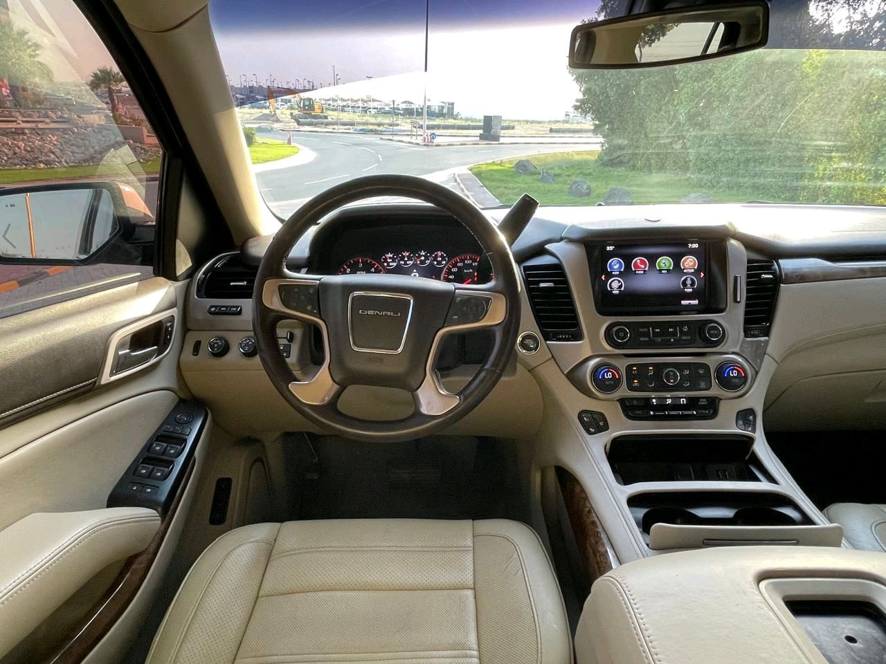 GMC Denali - Image 8