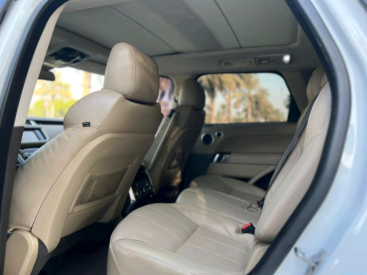 Range Rover Sport - Image 12