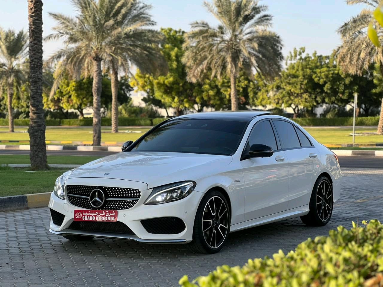Mercedes Benz C-Class - Image 12