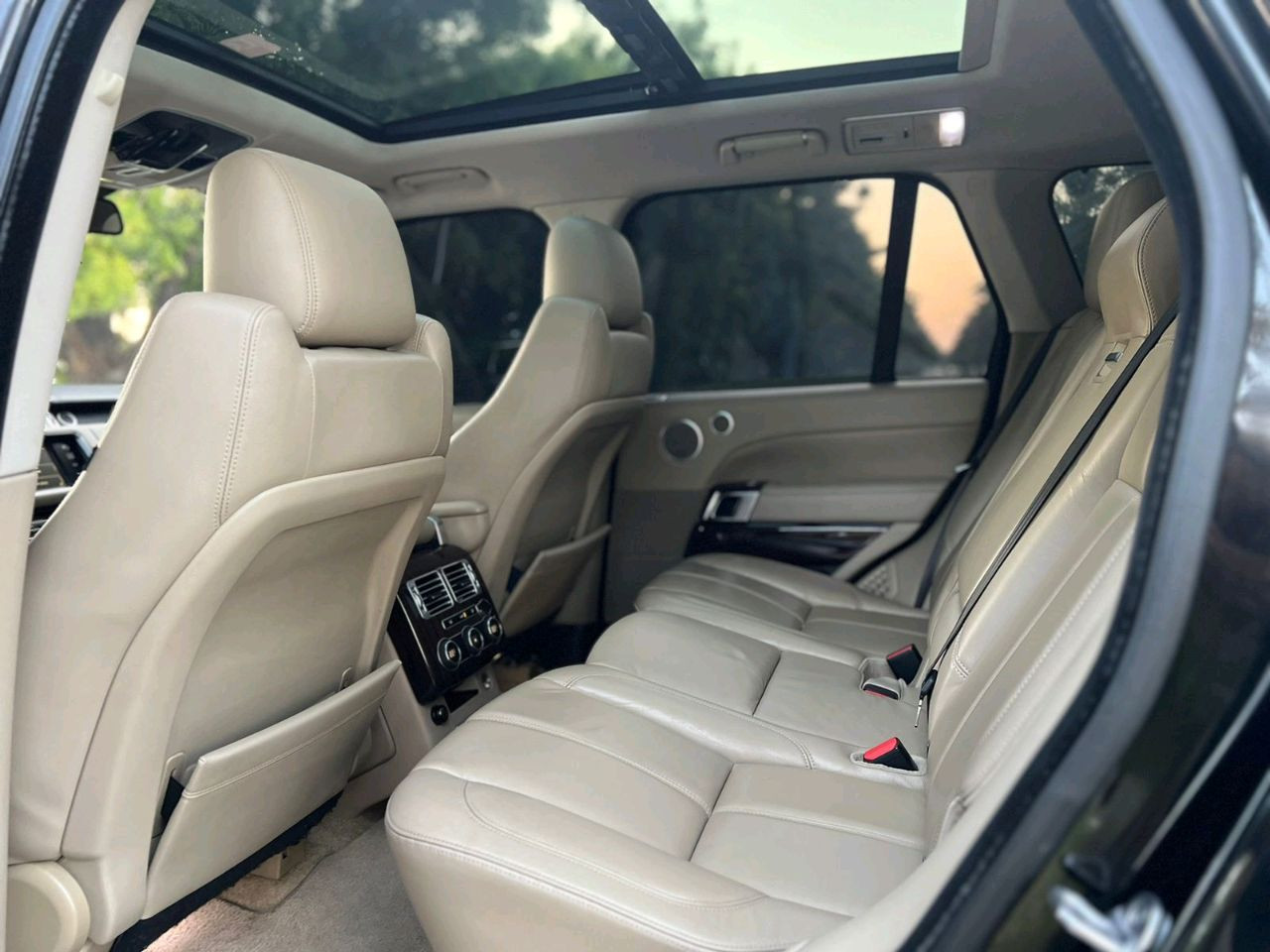Range Rover Vogue - Image 4