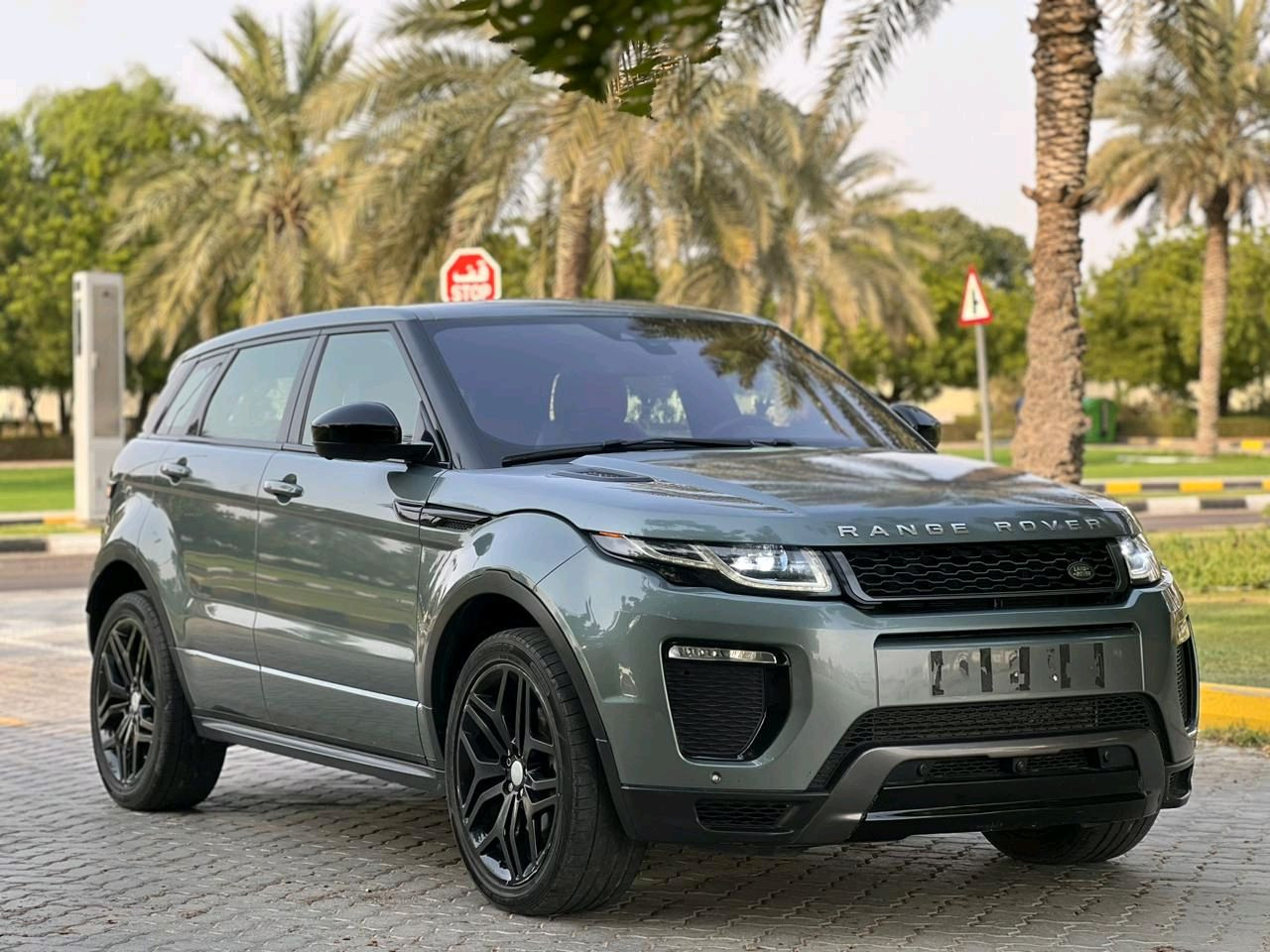 Range Rover Vogue - Image 10