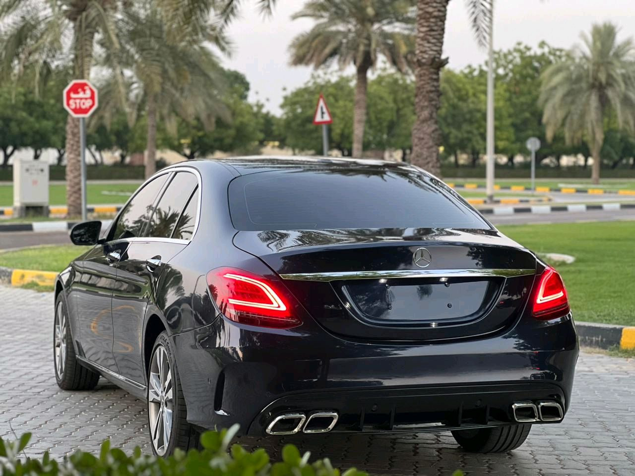 Mercedes Benz C-Class - Image 3