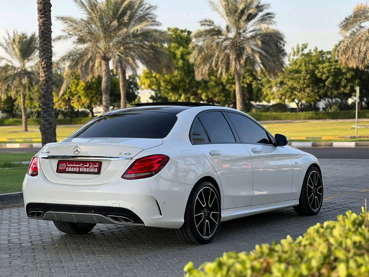 Mercedes Benz C-Class - Image 7