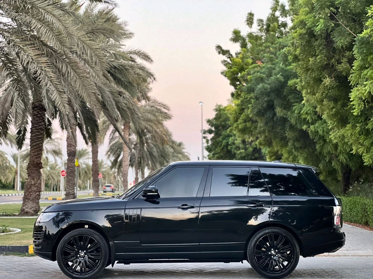 Range Rover Vogue - Image 9