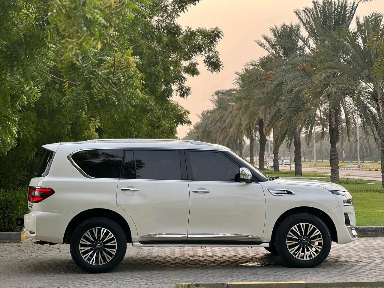Nissan Patrol - Image 8