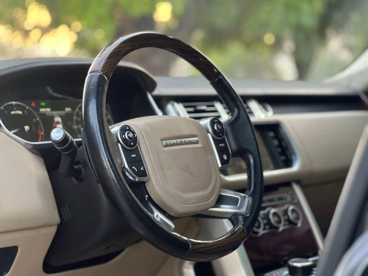 Range Rover Vogue - Image 8