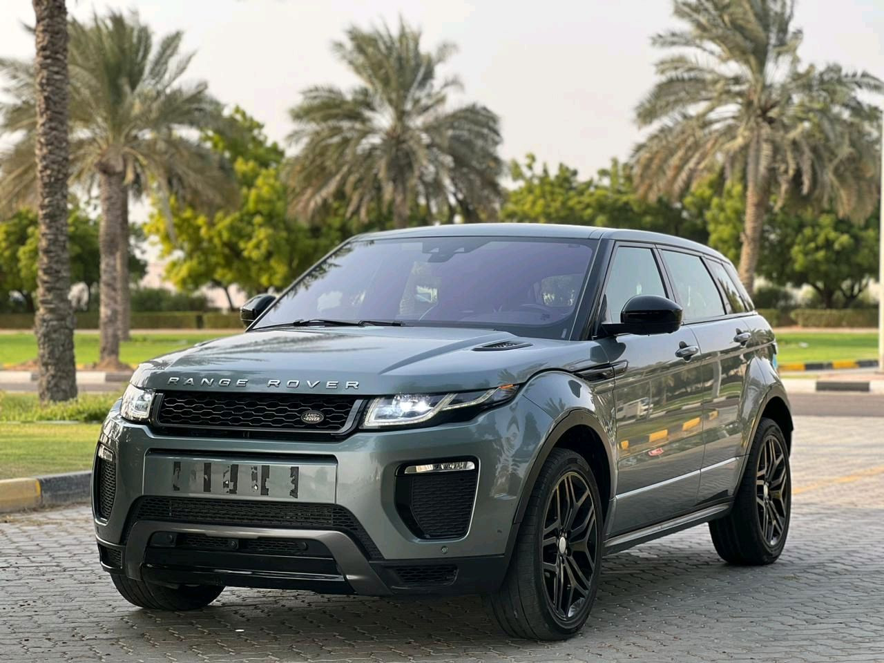 Range Rover Vogue - Image 9