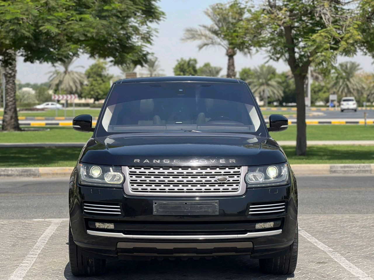 Range Rover Vogue - Image 10