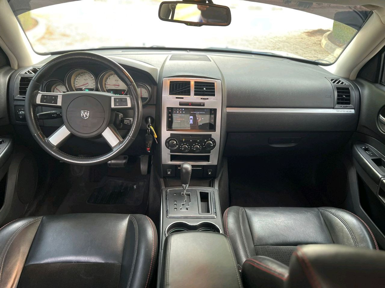 Dodge Charger - Image 4