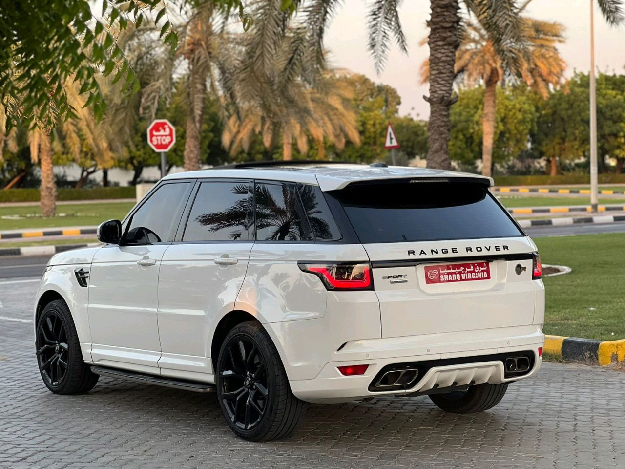 Range Rover Sport SVR - Image 13