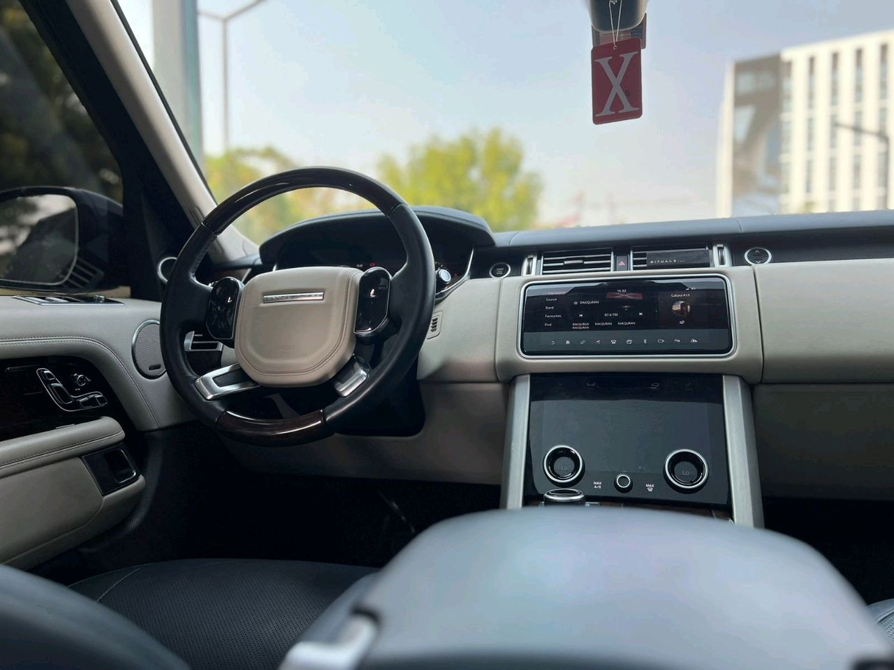 Range Rover Vogue - Image 9