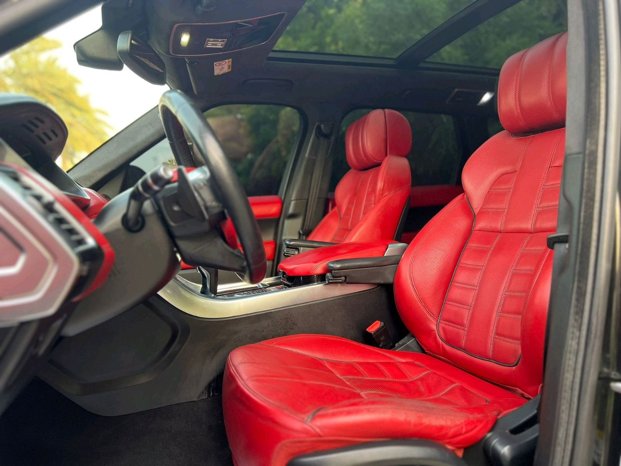 Range Rover Sport - Image 8