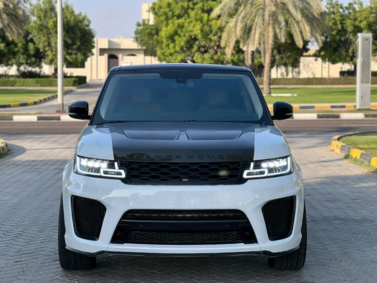 Range Rover Sport - Image 4