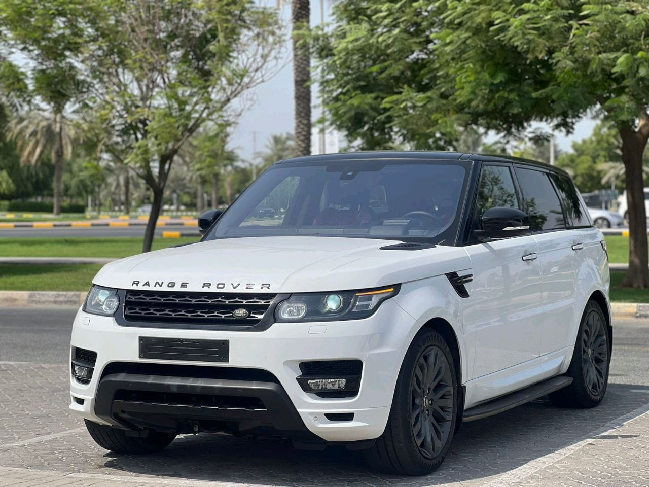 Range Rover Sport - Image 8