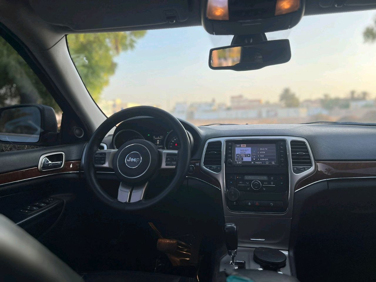 Jeep Grand Cherokee - Image 4