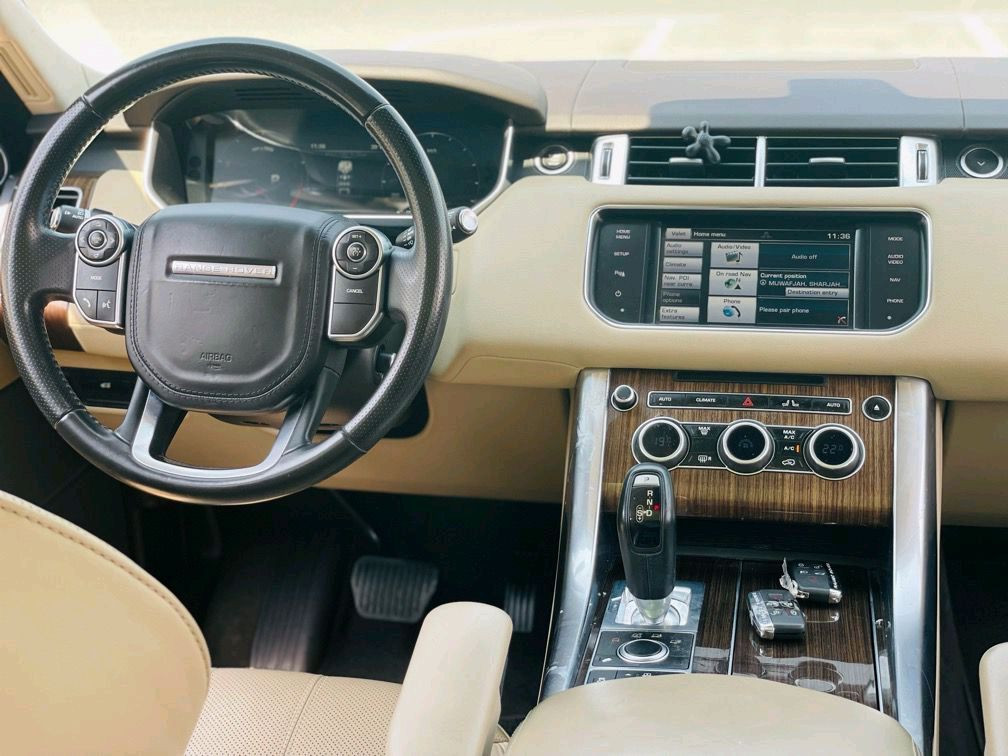 Range Rover Sport - Image 11