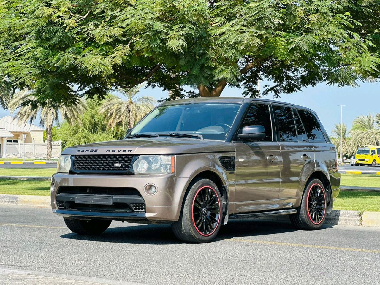 Range Rover Sport - Image 10