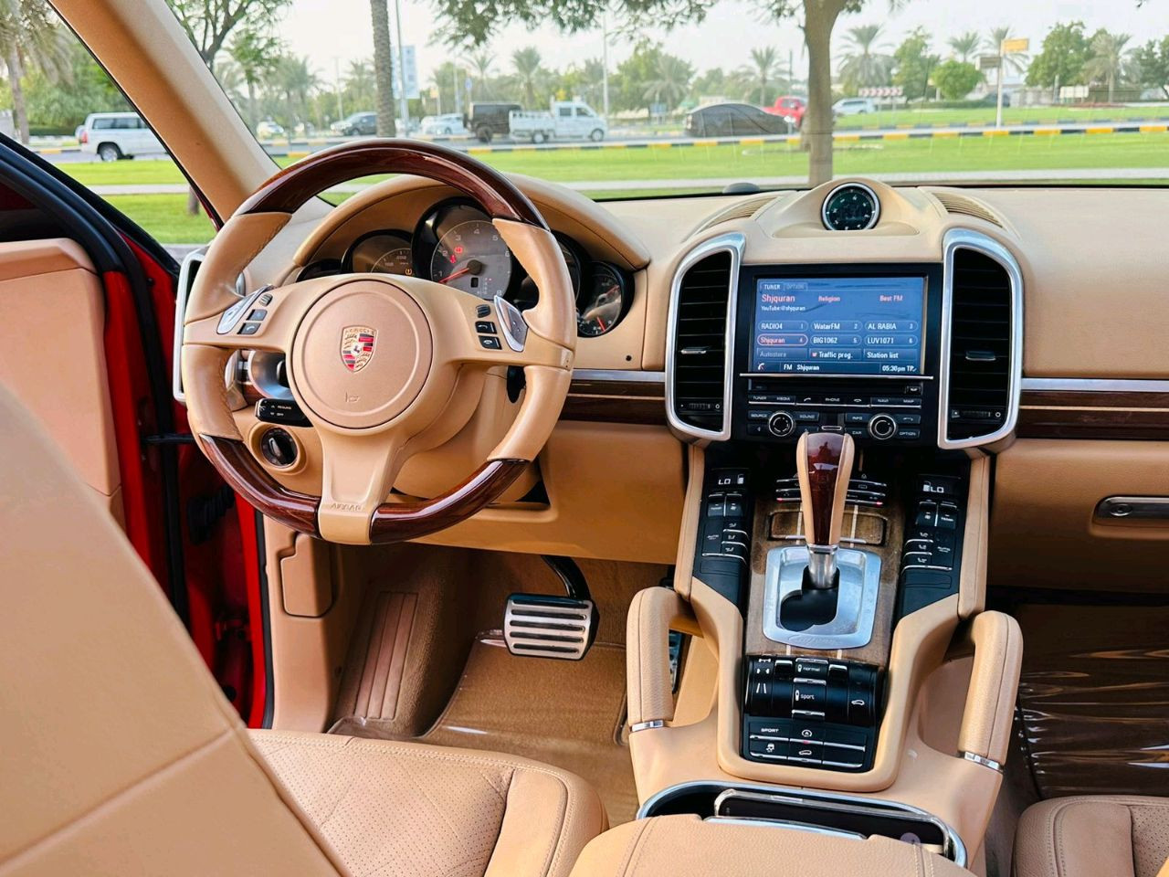 Porsche Cayenne - Image 7