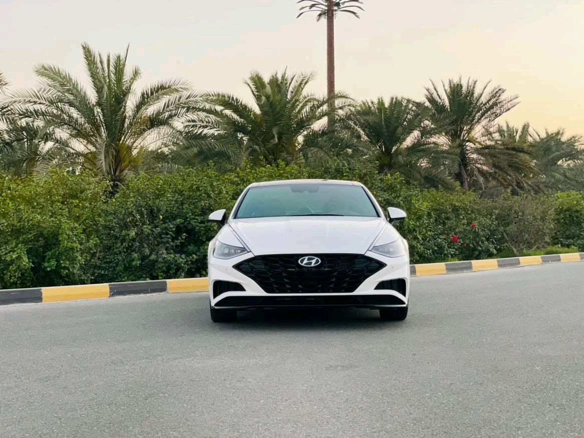Hyundai Sonata - Image 3